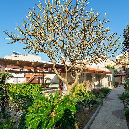 Breezot Yam Hotel Nahariya Eksteriør billede