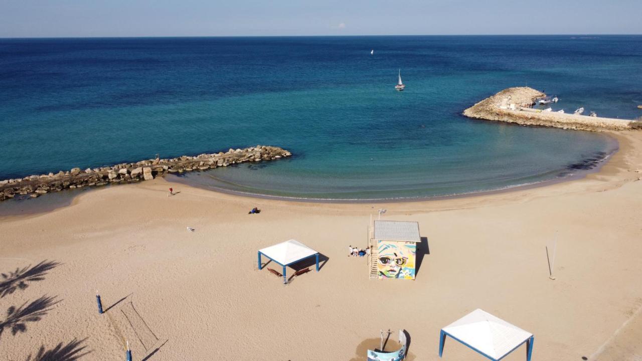 Breezot Yam Hotel Nahariya Eksteriør billede
