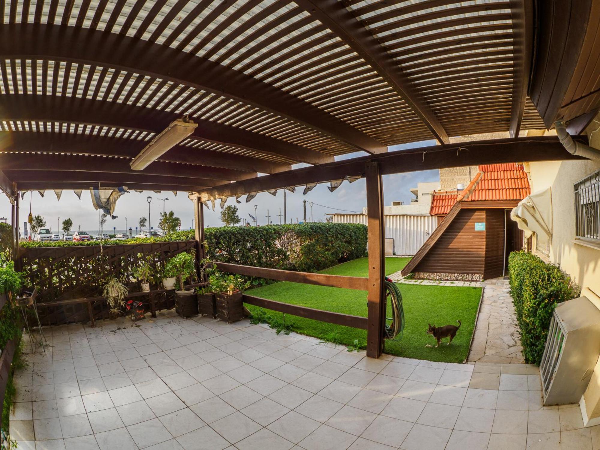 Breezot Yam Hotel Nahariya Eksteriør billede